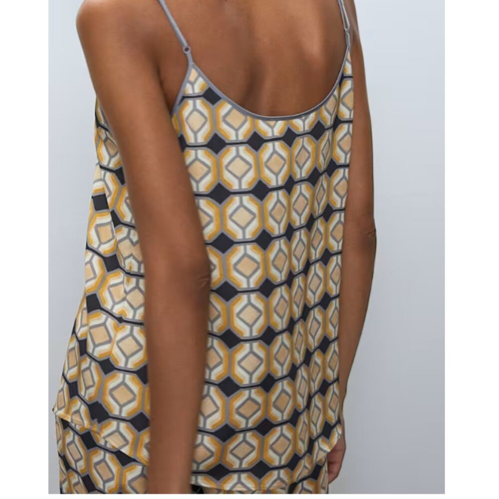 Aritzia Babaton XXS Camisole Tank Top Teddy Sexy Summer Vacation Classic Boho‎ - Picture 3 of 4